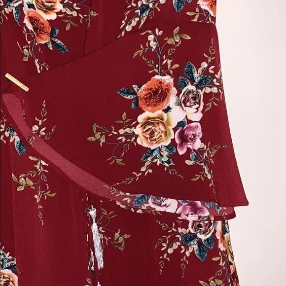 🎉HP! 🎉 Haute Rogue Red Floral Romper - Picture 8 of 14